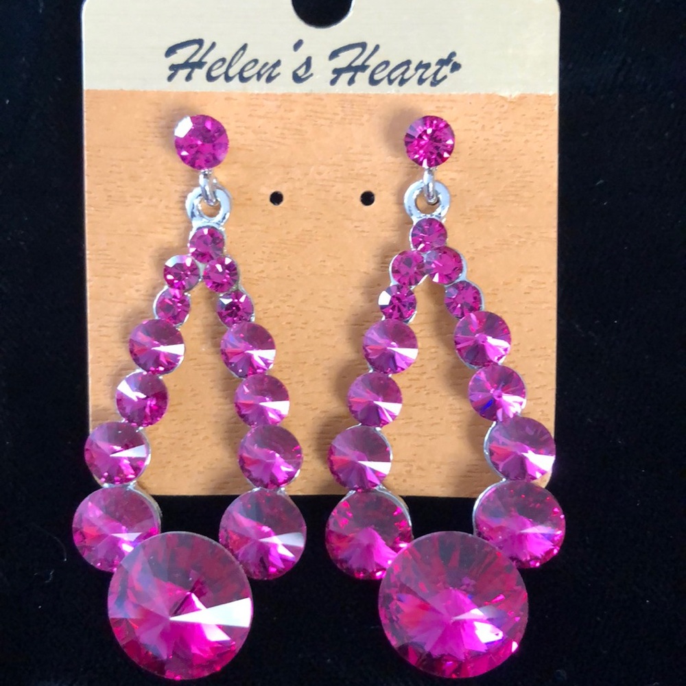 🌴Fuchsia Earrings by Helen’s Heart🌴